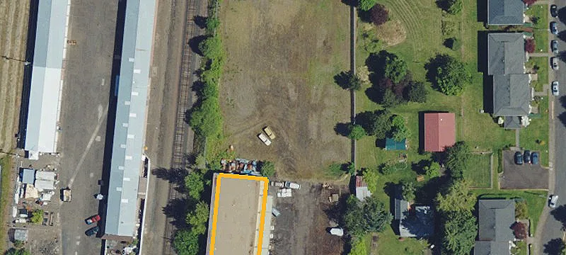 475 Wake Robin Ave