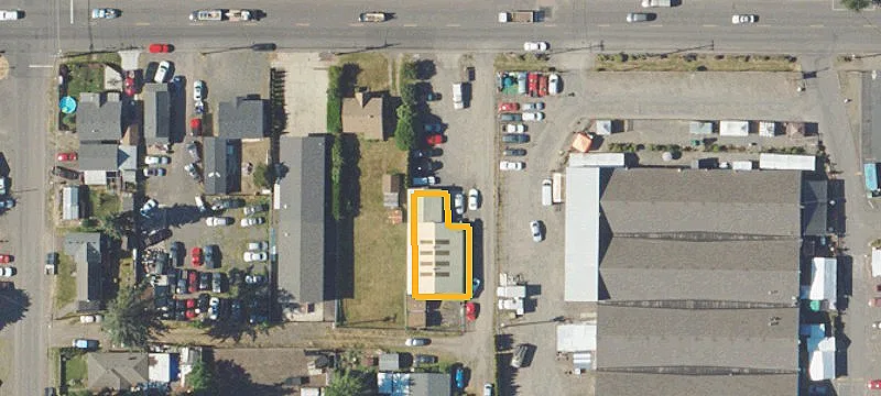 402 Walnut St