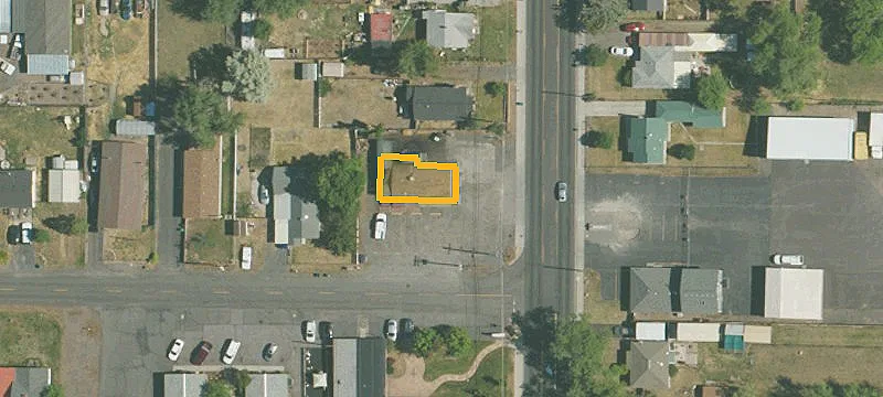2750 Altamont Dr