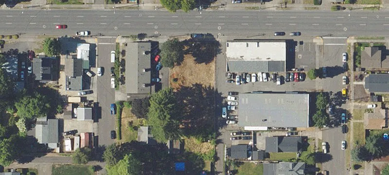 342 Oak St
