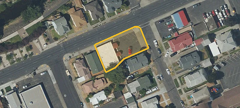 320 Ct Ave