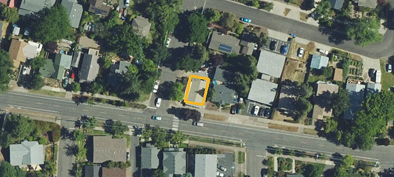 917 Main St