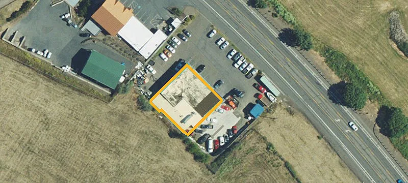 1383 Hwy 99th N