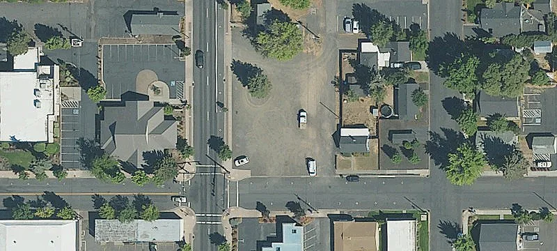 411 Black Butte Blvd