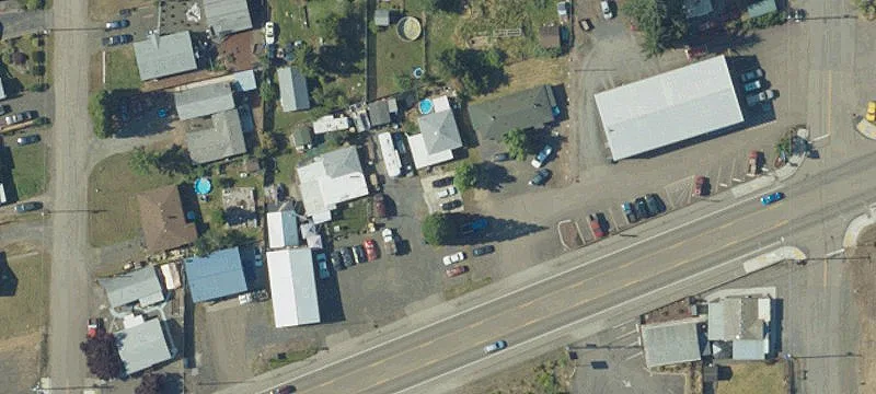 587 Douglas Blvd