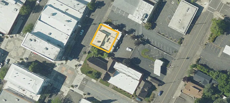 651 Main St