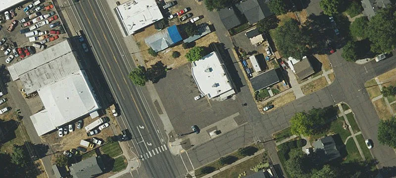 1121 Main St