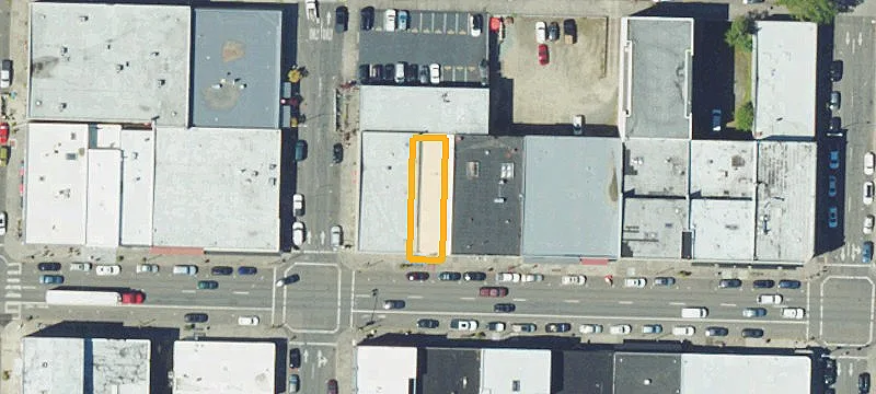 1116 Commercial St