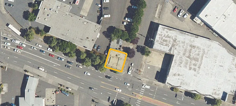 1195 Powell Blvd