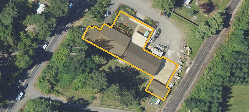 21080 Hwy 99w