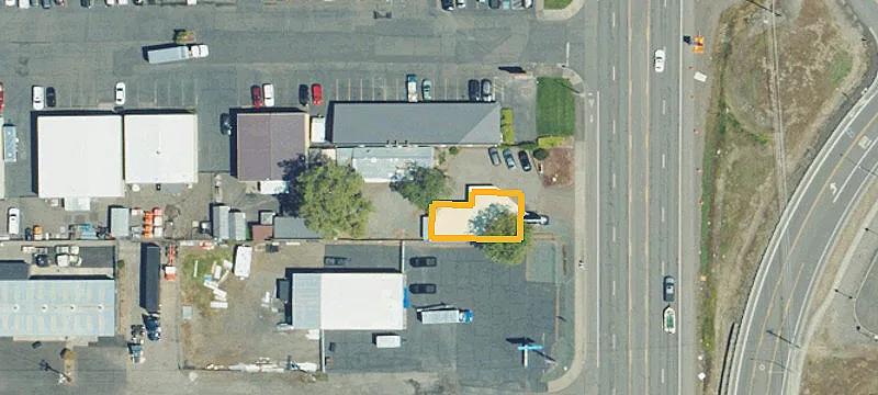 3965 Crater Lk Hwy