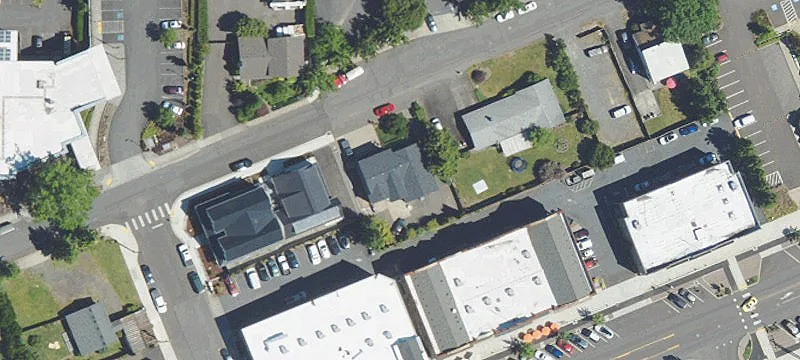 1975 8th Ave