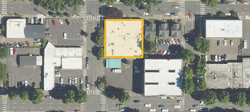 10 7th Ave