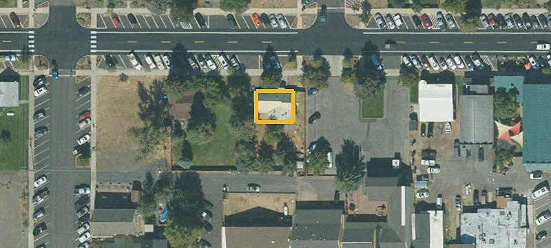 221 Main Ave