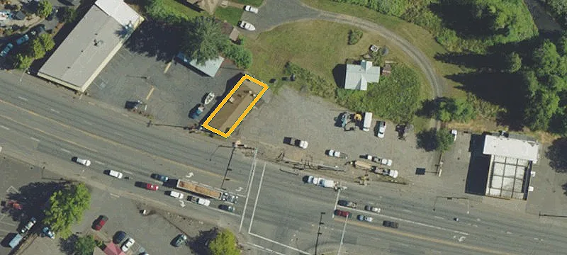 658 Main St