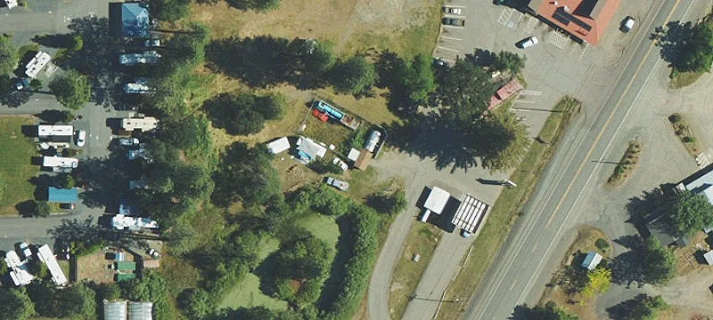 33096 Redwood Hwy