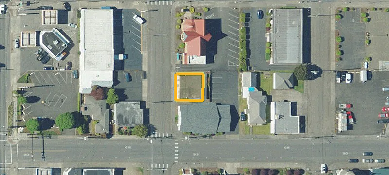 309 Laurel Ave