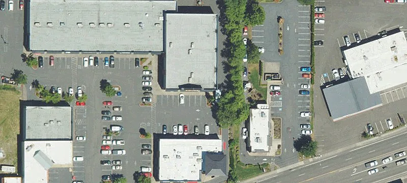911 Hwy 99w