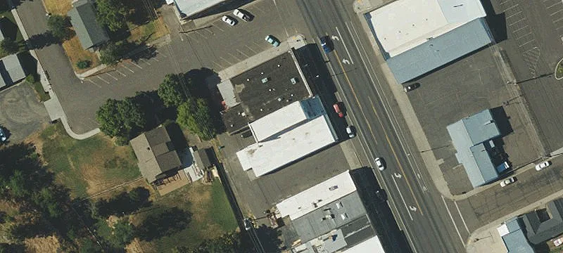 1006 Main St