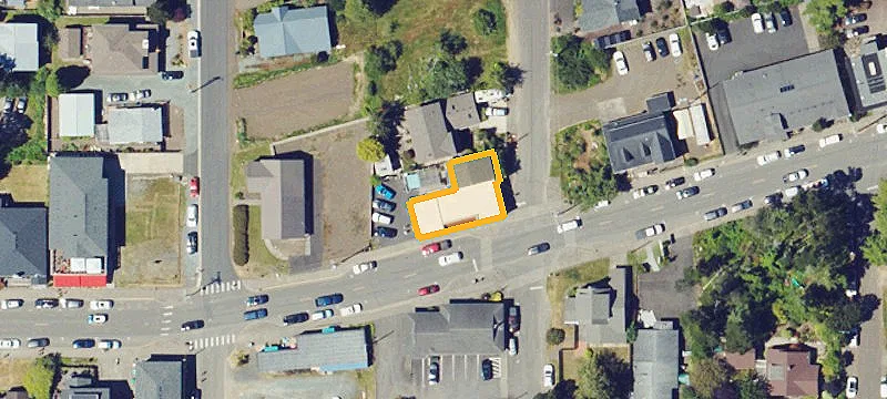 387 Laneda Ave