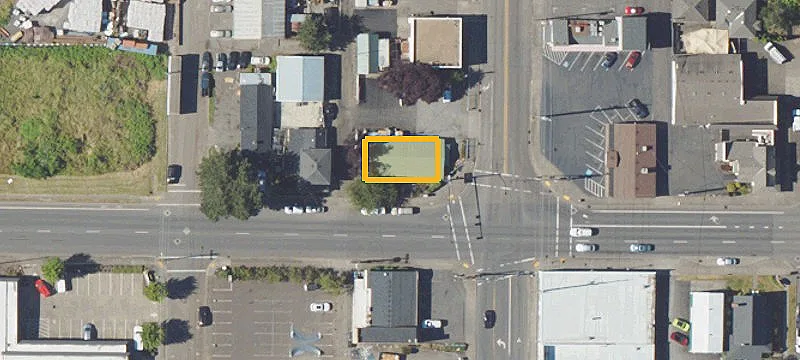 205 Main St