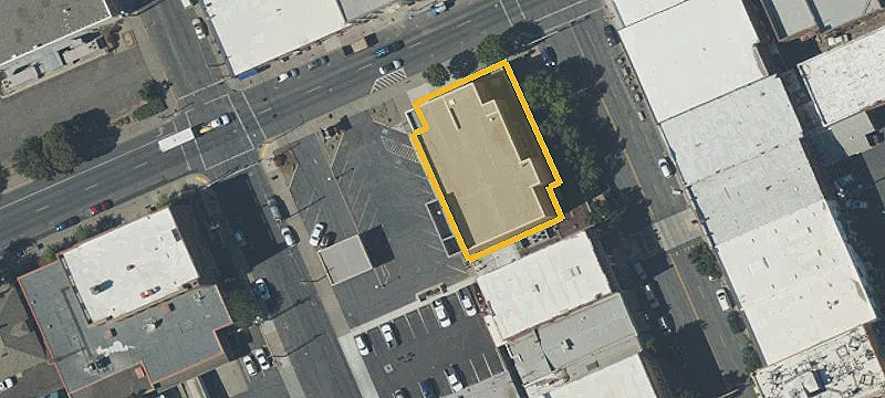 301 Main St