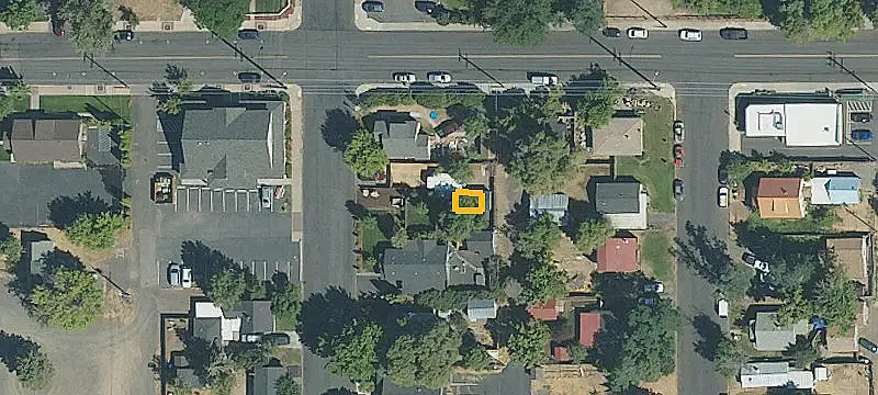 126 4th St