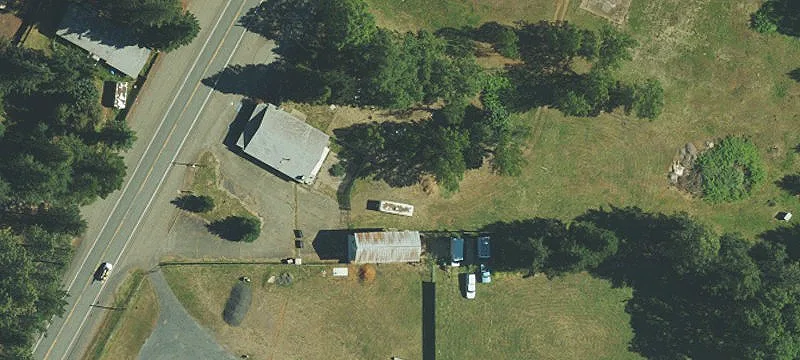 27893 Redwood Hwy