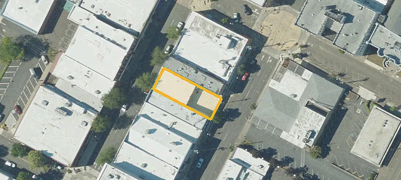 626 Main St