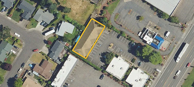 1379 Pacific Hwy