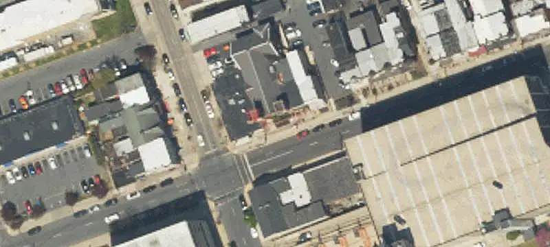 837 Linden St