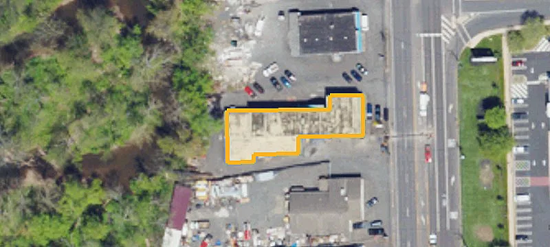 382 Easton Rd
