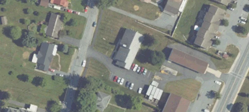 366 Market Ave