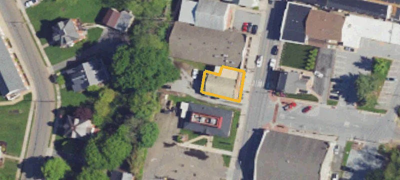 64 3rd St