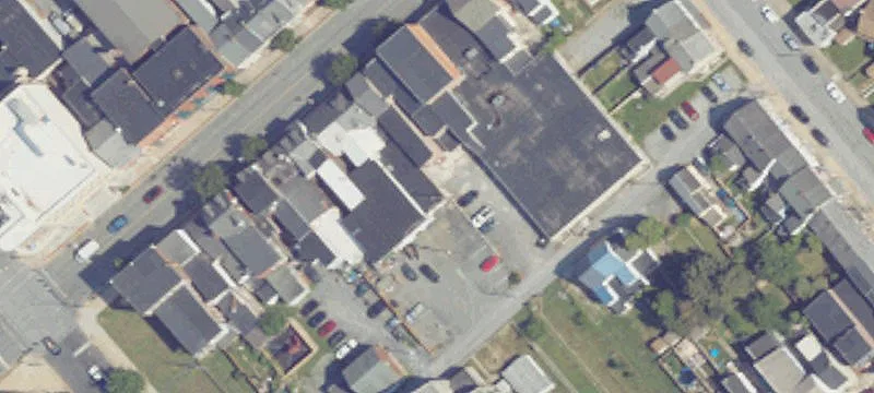 438 Locust St