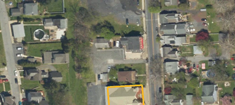 324 Main St