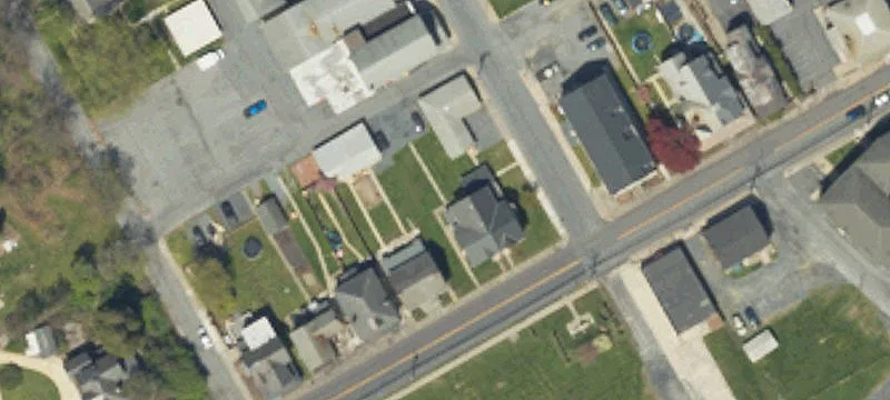 5305 Main St