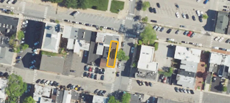 100 Frnt St