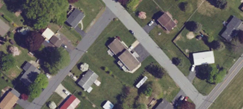 443 Linden St