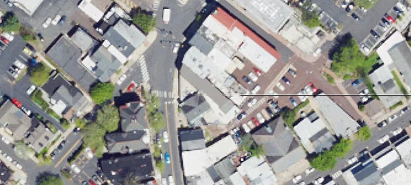 33 Main St