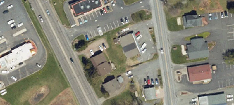 32 Sterling Rd