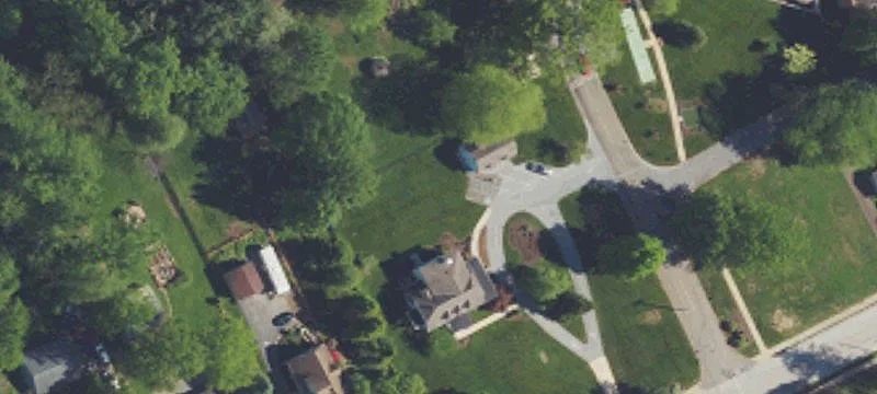 11 Locust St