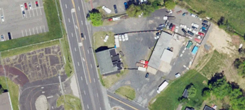 1008 Easton Rd