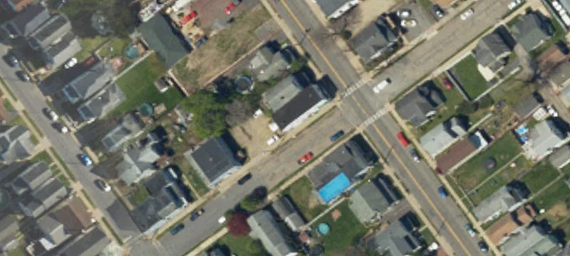 352 Bennett St