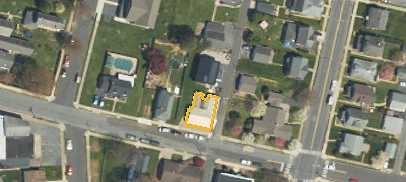 323 Linden Ave