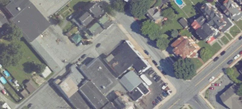 230 4th St
