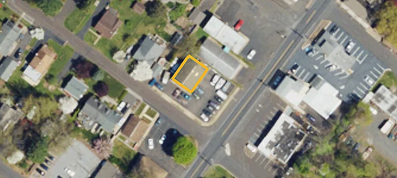 1704 Brownsville Rd