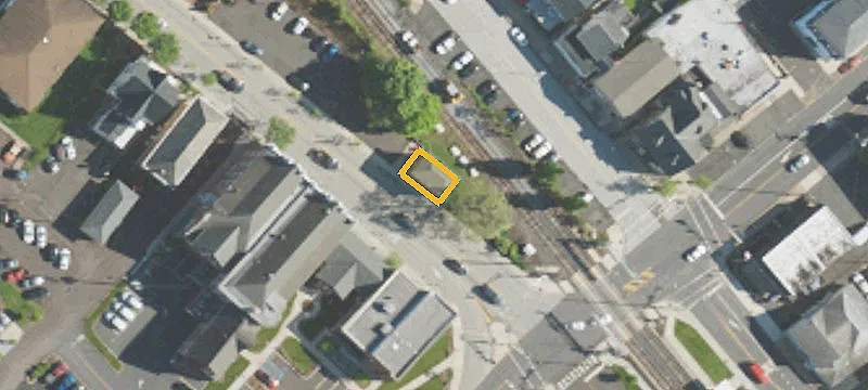 9 Main St