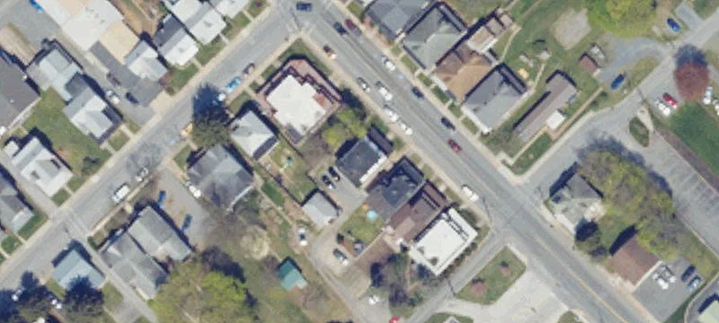 24 Queen St
