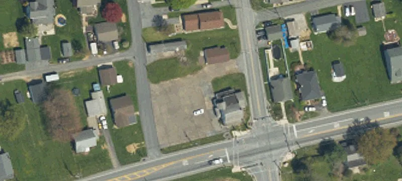 373 Lawn Rd